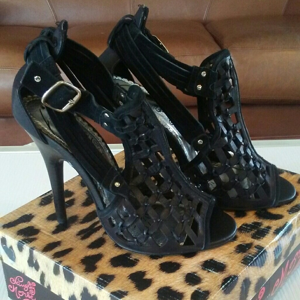 New with Box Naughty Monkey Casting Call genuine leather & suede heels